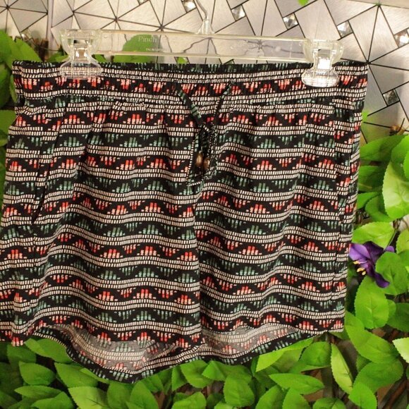 Old Navy Women’s Small Pull On Stretchy Waist Colorful Lounge Shorts - Picture 1 of 5